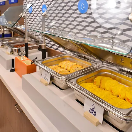 Holiday Inn Express & Suites Newport News By Ihg-3